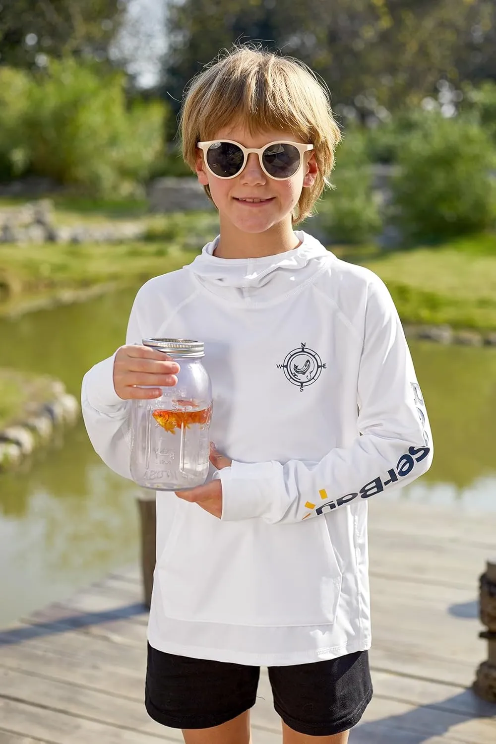 BesserBay Youth Boys UV Protection Ralgan Long Sleeve Fishing Shirt Thumb Holes Hooded Rash Guard with Pocket 6-16 Years
