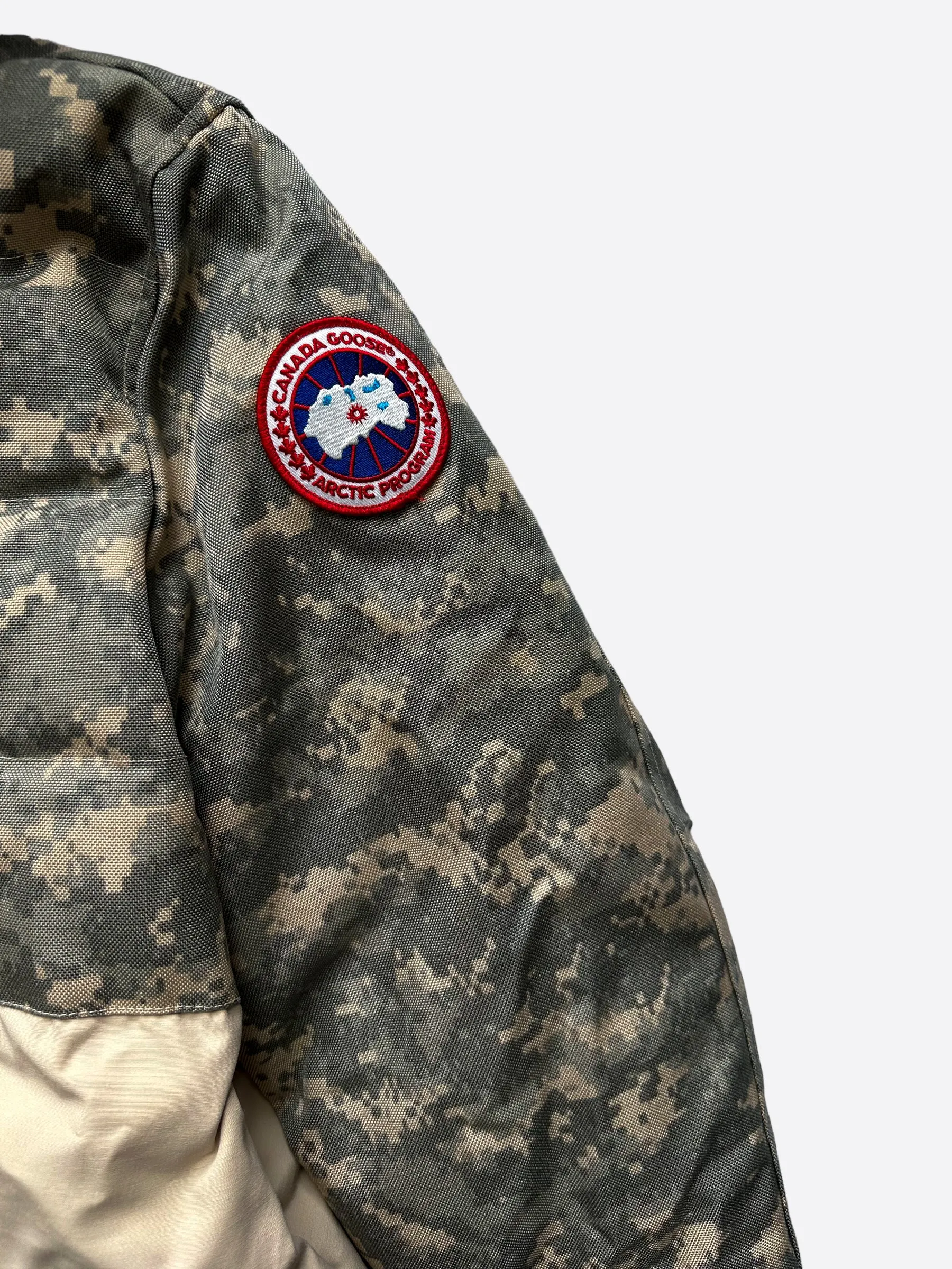 Canada Goose Sporting Life Exclusive Digital Camo Woodland Men's Jacket