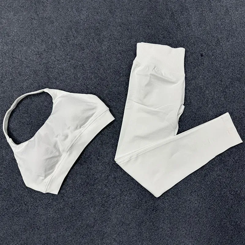 Seamless Yoga Set - Cropped Top & High-Waist Leggings