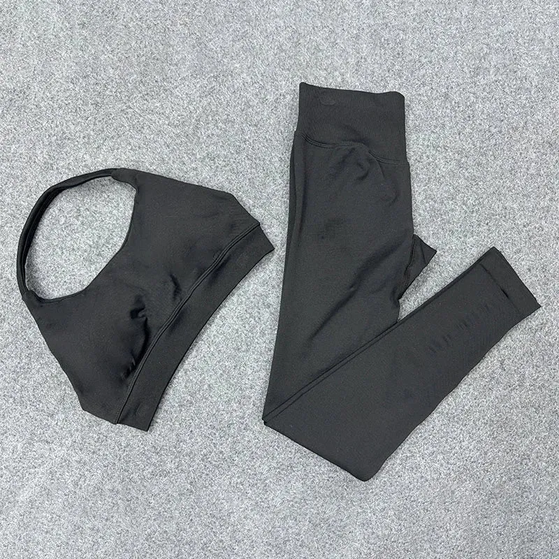 Seamless Yoga Set - Cropped Top & High-Waist Leggings