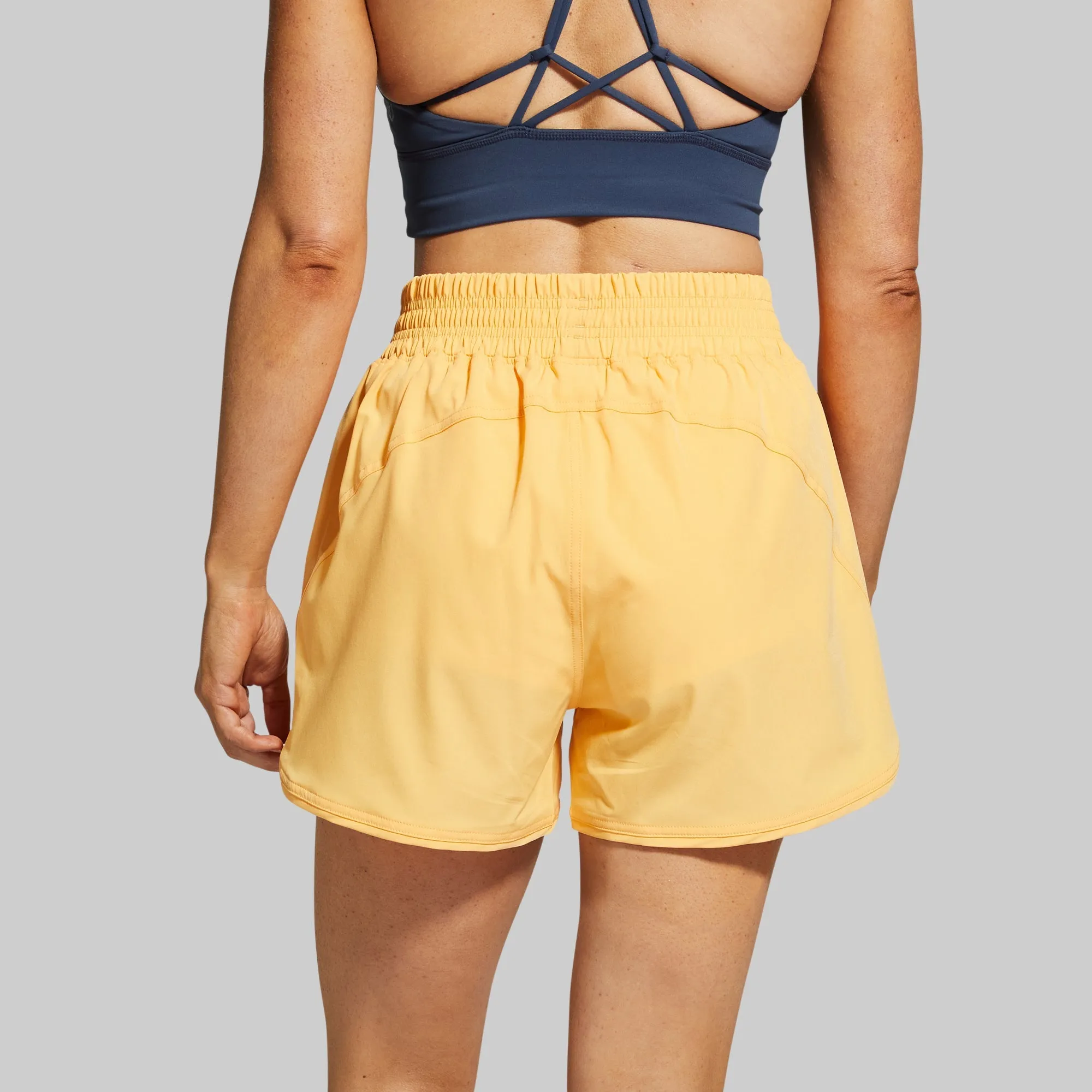 Swift Run Short (Warm Apricot)