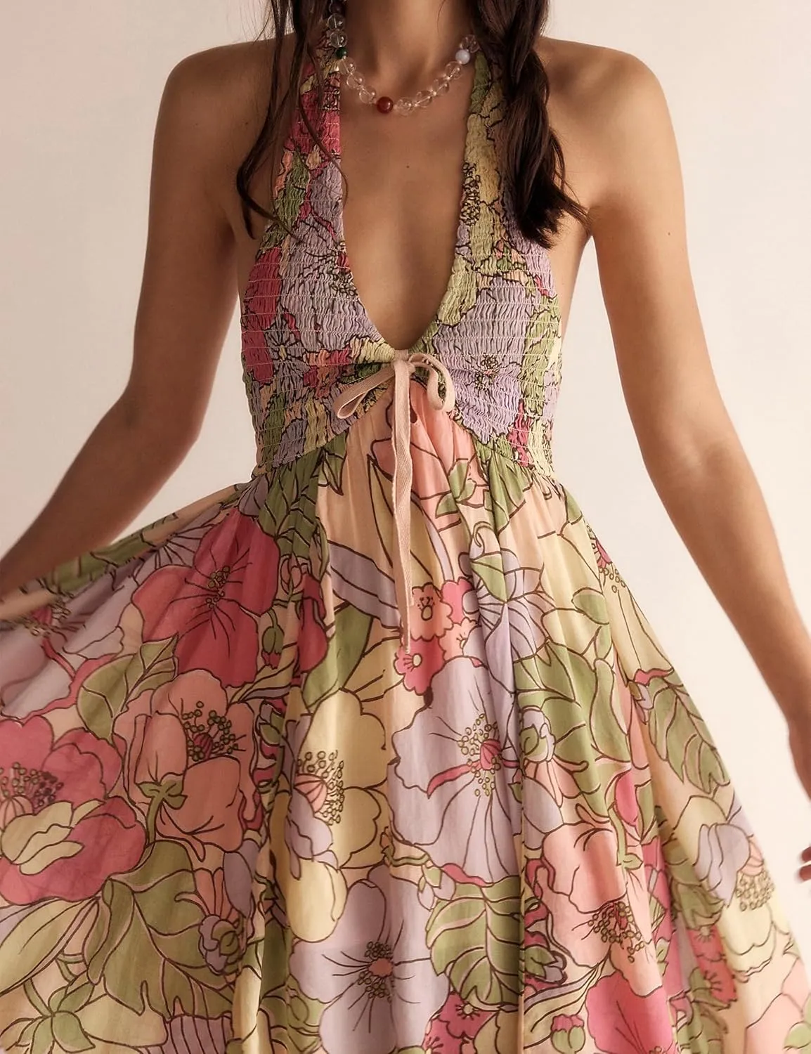 Women Summer Boho Floral Maxi Dress Casual Deep V Neck Smocked Halter Dress Open Back Flowy Sundresses with Pockets